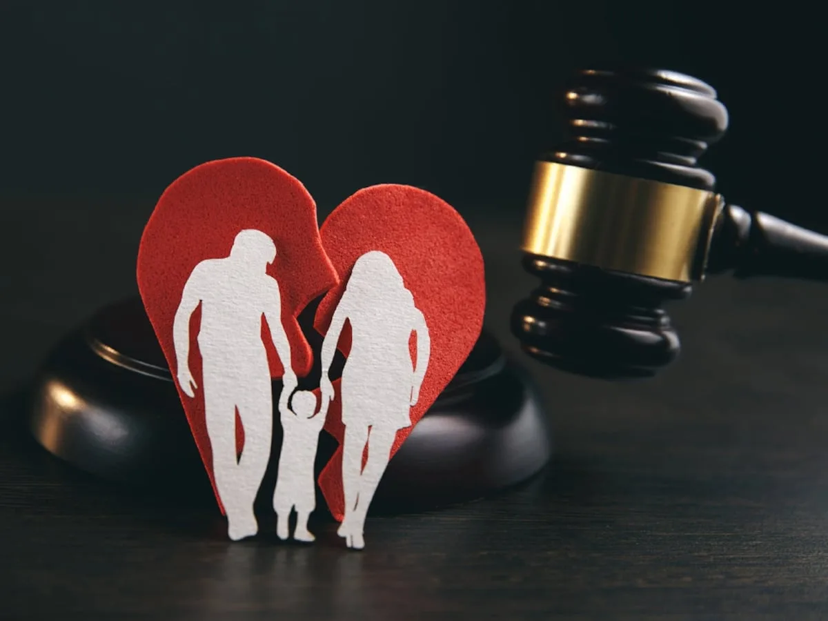 Bitter divorce war spills over into furniture feud