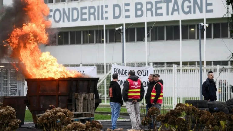 "Un drame humain et industriel inacceptable": la Fonderie de Bretagne est placée en liquidation judiciaire, 244 salariés sur le carreau
