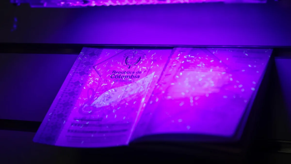 Nuevo modelo de pasaportes en Colombia se mantiene estancado: Tribunal mantiene suspendido el convenio para expedir la libreta
