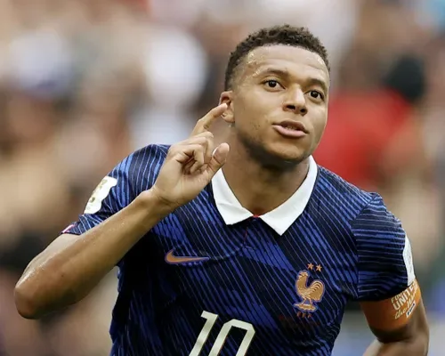 New France boss Zidane confirms Mbappe as captain after naming first squad