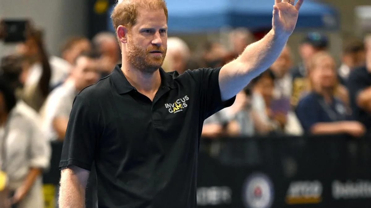 Prince Harry believed Princess Diana would return to 'whisk' him away