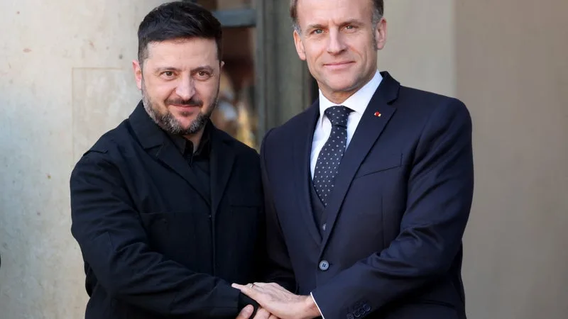 Volodymyr Zelensky réclame 70 milliards d'euros de plus à l'UE: Marine Le Pen estime que la France n'a "plus les moyens", un dirigeant letton suggère à chaque Européen de boire une bière de moins par an
