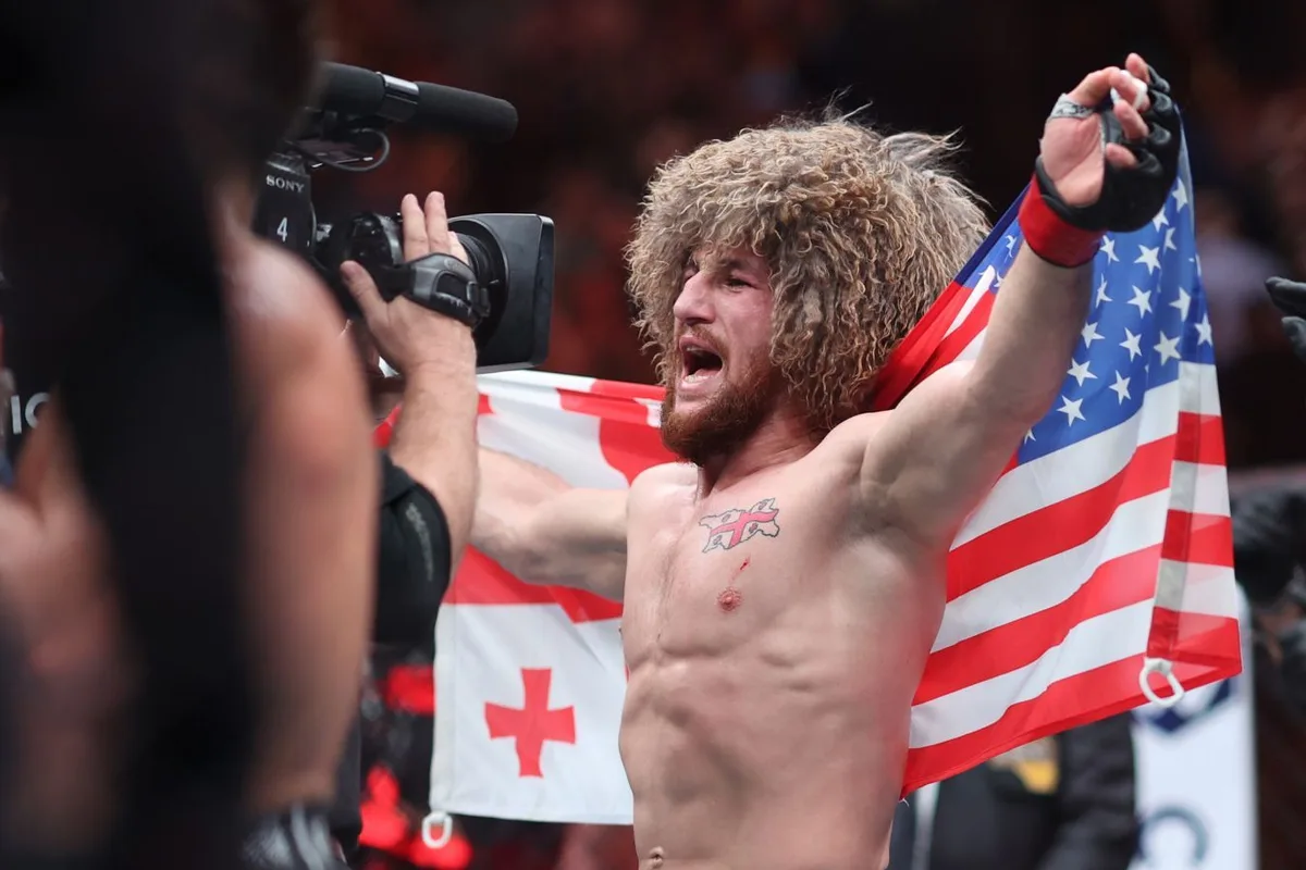 Двалишвили заявил, что в UFC хотели уволить его из-за нежелания драться со Стерлингом