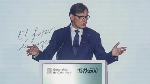 Illa anuncia una inversión de 2.500 millones de euros para climatizar las escuelas en los próximos cinco años