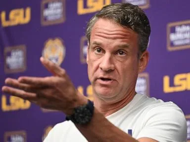 College football coaching changes put Kiffin, Whittingham, Sumrall and others in new places
