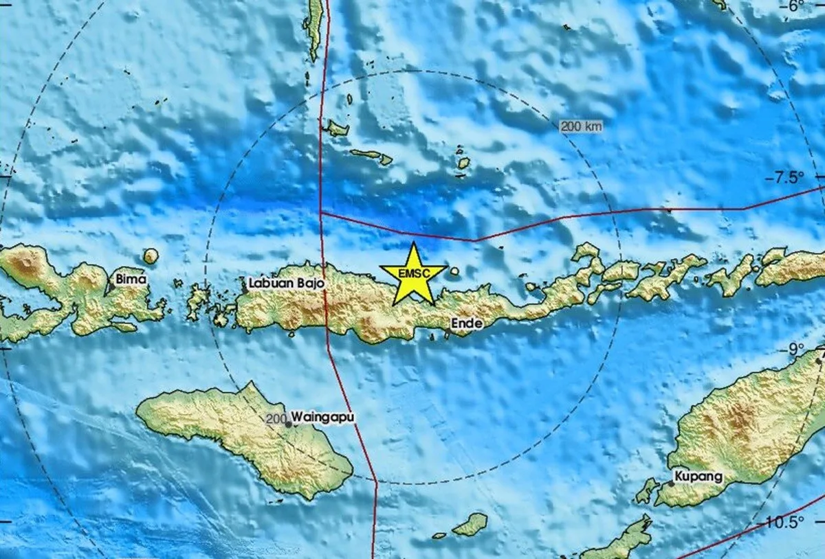 Terremoto de magnitude 7.5 atinge a Indonésia