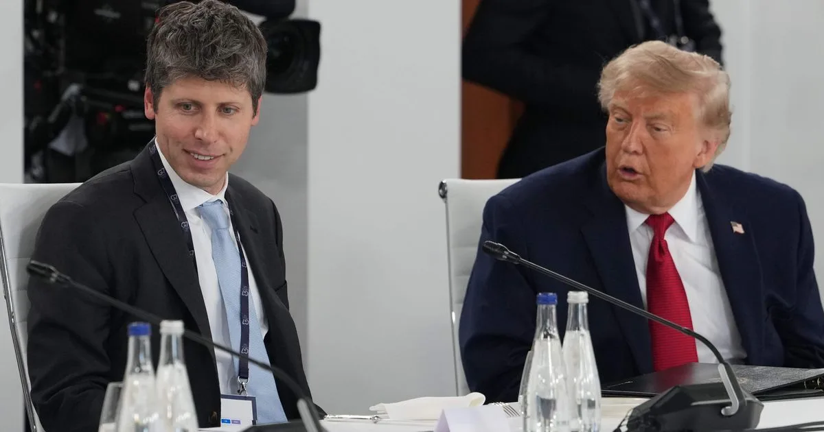 Le seul garde-fou face à l’IA, c’est lui ! Trump balaie les alertes des patrons de la tech, qualifiées de simple « canular »