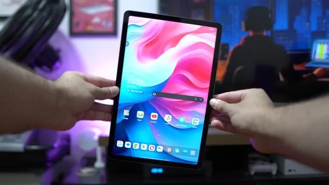 Lenovo Idea Tab 11 entra em promoção com bateria gigante, caneta e capa