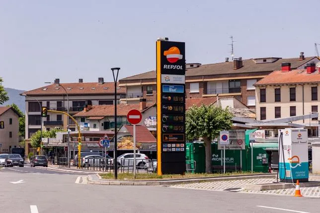Pourquoi le prix du carburant est plus bas en Espagne qu’en France