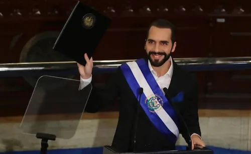 Bukele precisa que liberación anticipada será para "colaboradores" casuales de pandillas; abarcará a 10 mil personas