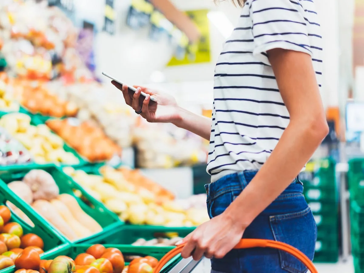 Consumer confidence slightly up in third quarter but remains fragile