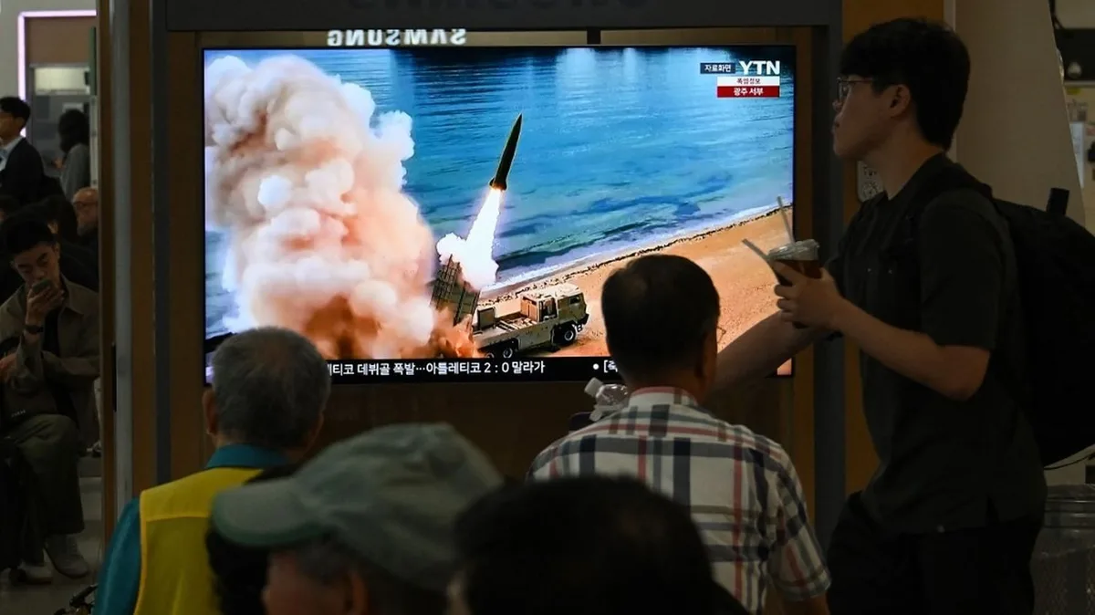La Corée du Nord a tiré une dizaine de missiles balistiques, selon la Corée du Sud