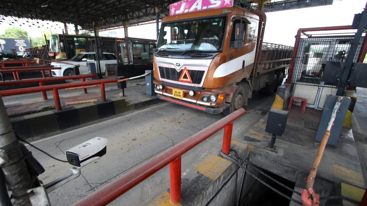 Paliyekkara toll hike gets NHAI nod, awaits Kerala High Court clearance