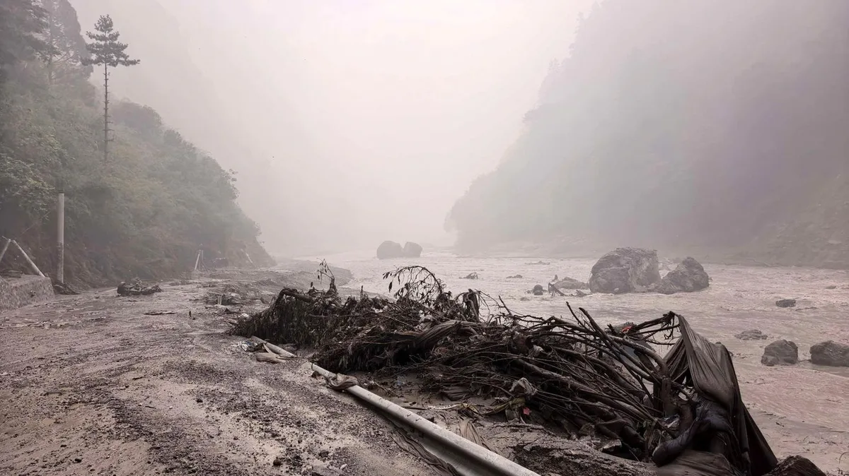 Himalaya-Flut: Nepal versinkt in Schlamm – Schutz vor Fluten scheitert an Geld