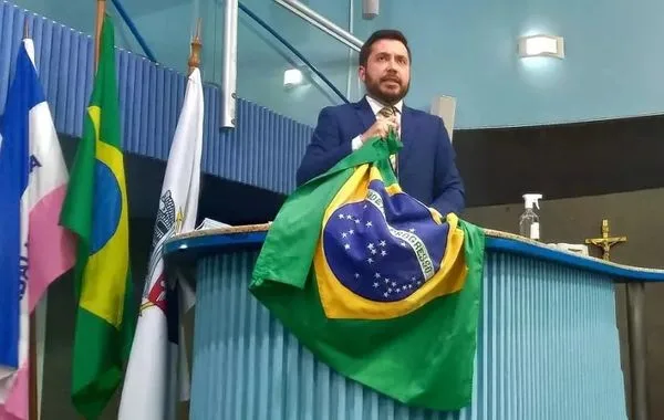 Decisão do TJES pode colocar Armandinho de novo na disputa para a Assembleia