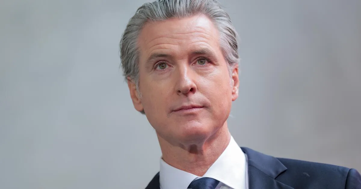 Newsom signs bill shielding immigrant aid workers' home addresses