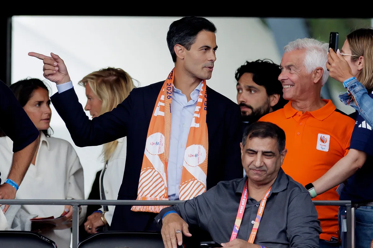 El corazón dividido del primer ministro neerlandés: Países Bajos le ganó 3-1 a los Leones, donde juega su pareja, Nicolás Keenan