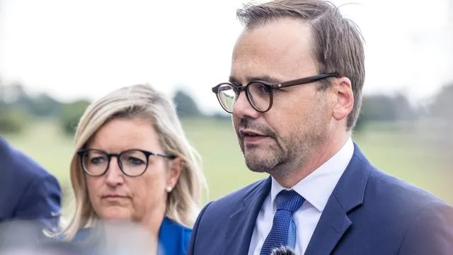 Angriffe auf Stromversorgungsanlagen: Brandenburgs Innenminister vermutet koordinierten Angriff auf Anlagen