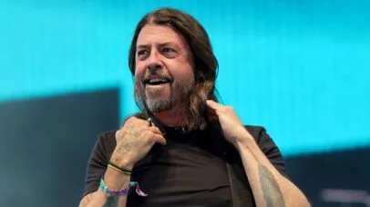 O longo histórico de infidelidade de Dave Grohl