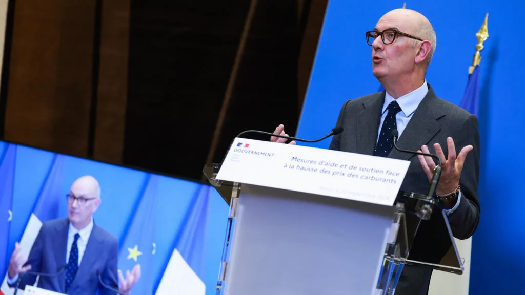 Carburants : face à l’inquiétude des Français, l’aide aux grands rouleurs prolongée et élargie