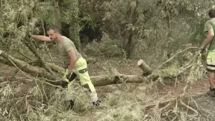 "Ce n'est pas exceptionnel, c'est juste unique" : Castelnaudary sous le déluge après un violent orage