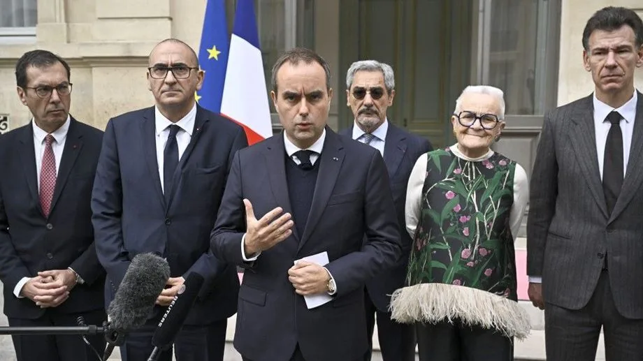 Couvre-feux, soutien aux commerces : Sébastien Lecornu annonce une série de mesures après les violences du 17 octobre