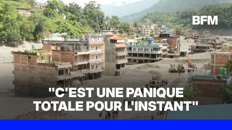 Au quatrième jour après la crue au Népal, le bilan s'alourdit à 734 morts et 2.498 disparus