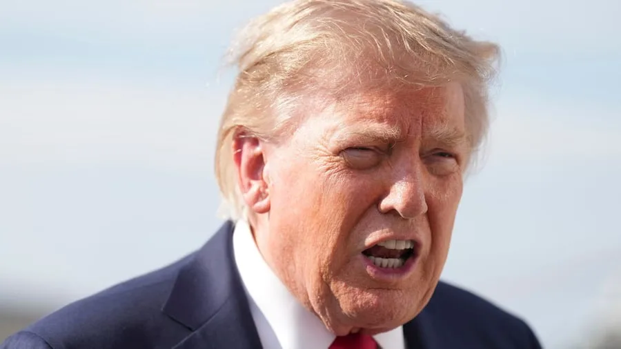 Bau von riesigen Rechenzentren: Trump attackiert Rechenzentren-Gegner: Wollen „arm“ sein
