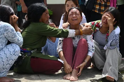 Kailash pilgrims use alternative Nepal-China crossings after flood: 5,130 still missing