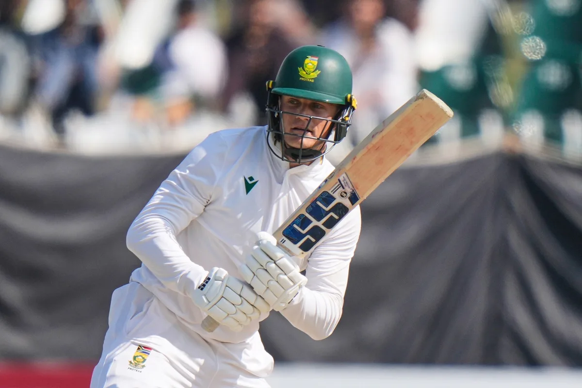 Stubbs dropped, Rickelton to keep wickets in Gqeberha Test