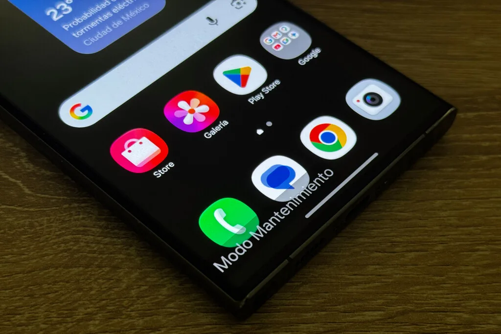 Si vas a llevar tu Galaxy a reparar, no necesitas borrar tus fotos ni cerrar tus sesiones: activa esta función