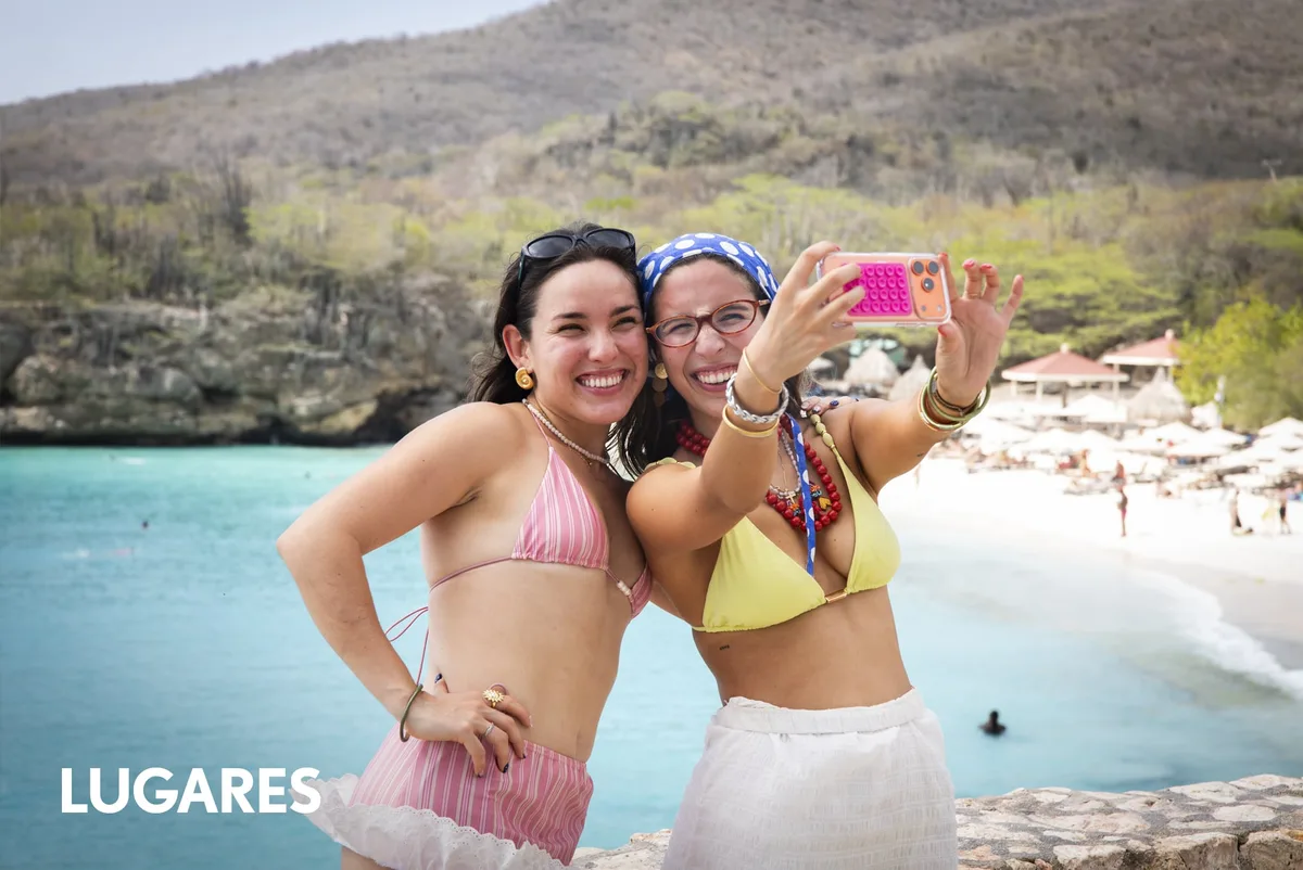La isla del Caribe que combina playas de película y una colorida arquitectura