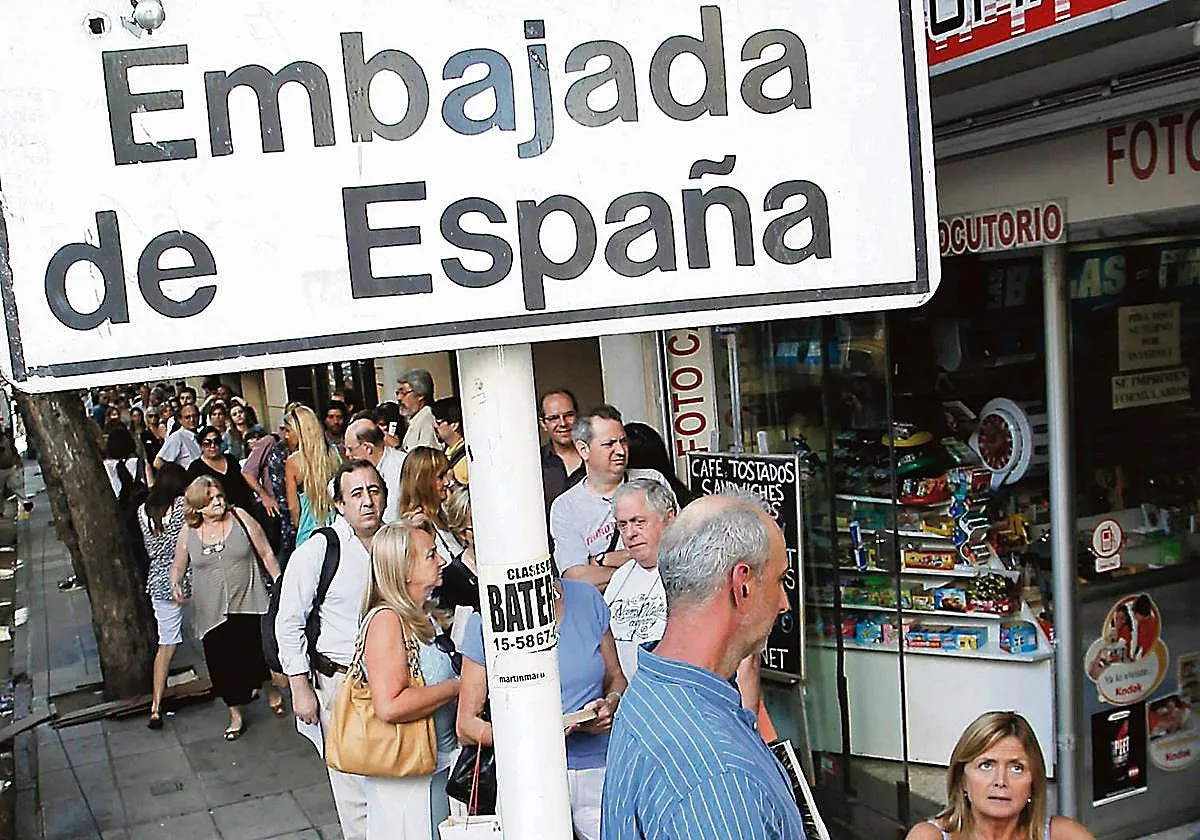 La Junta Electoral Central cumple con el Supremo y endurece los requisitos para poder votar con la ley de nietos