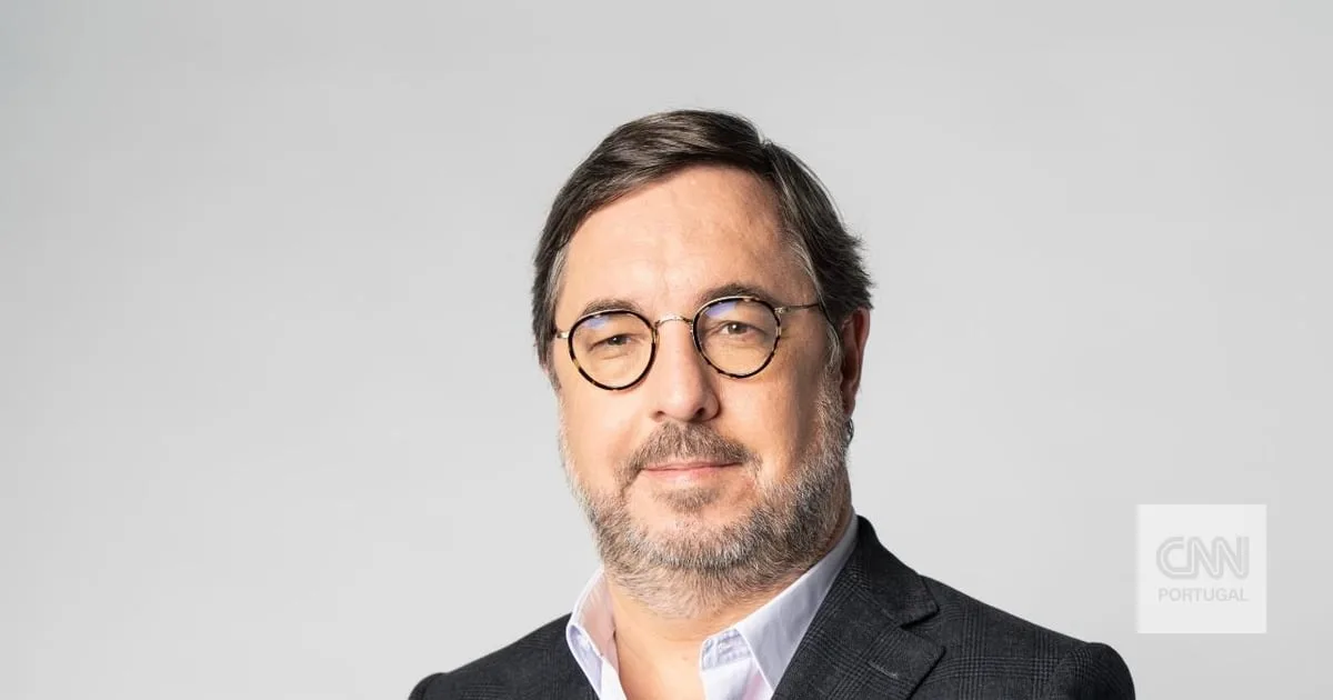 "O Governo português está a tentar envolver a Comissão Europeia para repartir ou fugir ao custo político de uma medida populista"