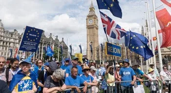 Modelo "Suíça plus". Reino Unido poderá regressar rapidamente à União Europeia