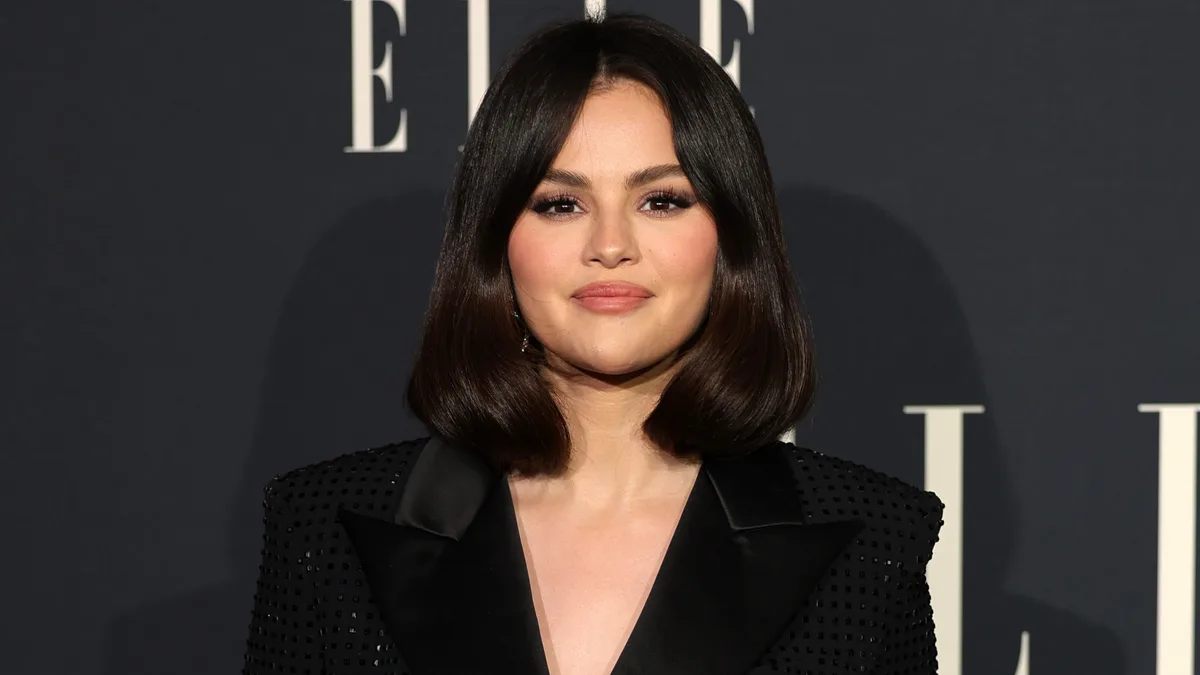 Selena Gomez se pronuncia após ela e a mãe serem processadas por suposta fraude milionária, e revela medida Selena Gomez se pronuncia após ela e a mãe serem processadas por suposta fraude milionária, e revela medida (Foto: Getty)