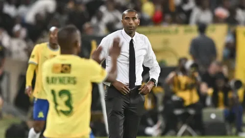 Abdeslam Ouaddou urges Orlando Pirates to embrace physicality ahead of CAF Champions League