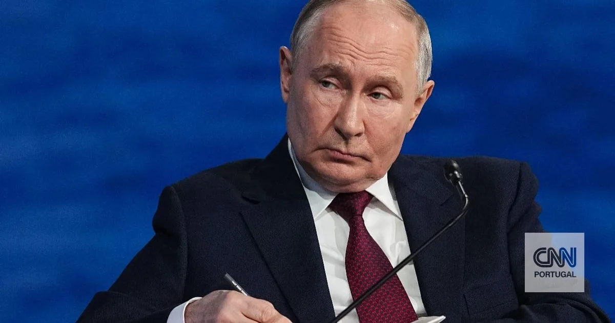 Estará a Rússia a enfrentar outra "maldição de agosto"?