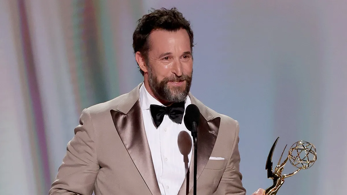 ‘The Pitt’ Star Noah Wyle Wins Second Straight Emmy for Best Actor in a Drama Series