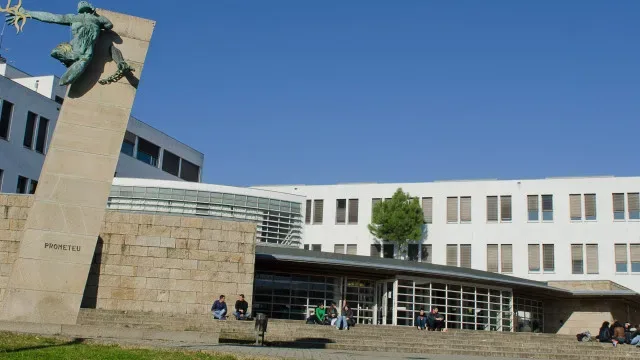 Docentes da UMinho repudiam receção do embaixador de Israel em Guimarães