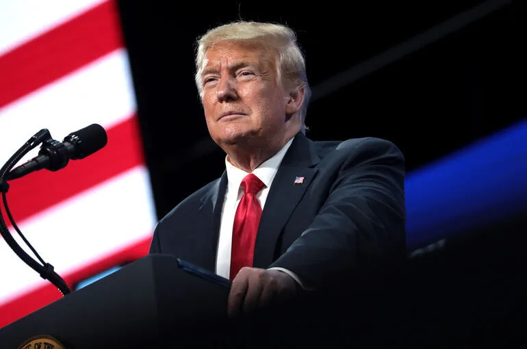 Fox News: Трамп пообещал «сильно ударить» по Ирану в ответ на атаку по Иордании