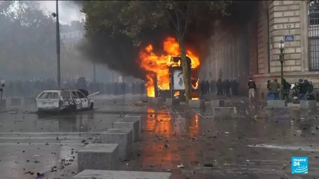 Mobilisations massives du 17 octobre : qui sont les casseurs ?