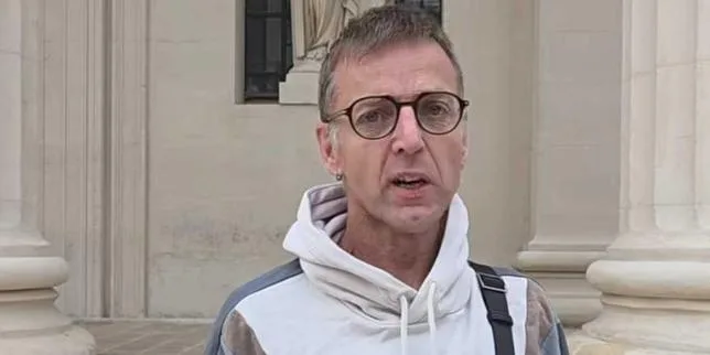 VIH : deux hommes séropositifs, victimes de harcèlement et de menaces de mort, entament une grève de la faim pour dénoncer la « sérophobie »