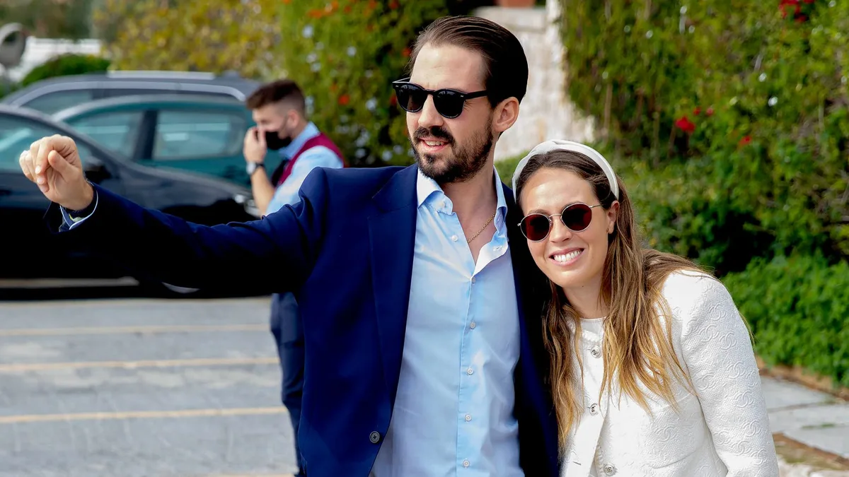 Philippos de Grecia y Nina Flohr anuncian el nacimiento de su primer hijo: del nombre a los detalles de un bebé que hace historia