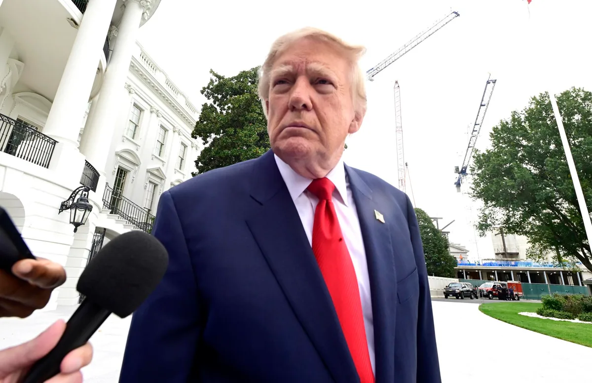 Trump firmó orden ejecutiva para eximir a Rusia de sanciones y desató críticas en el Congreso