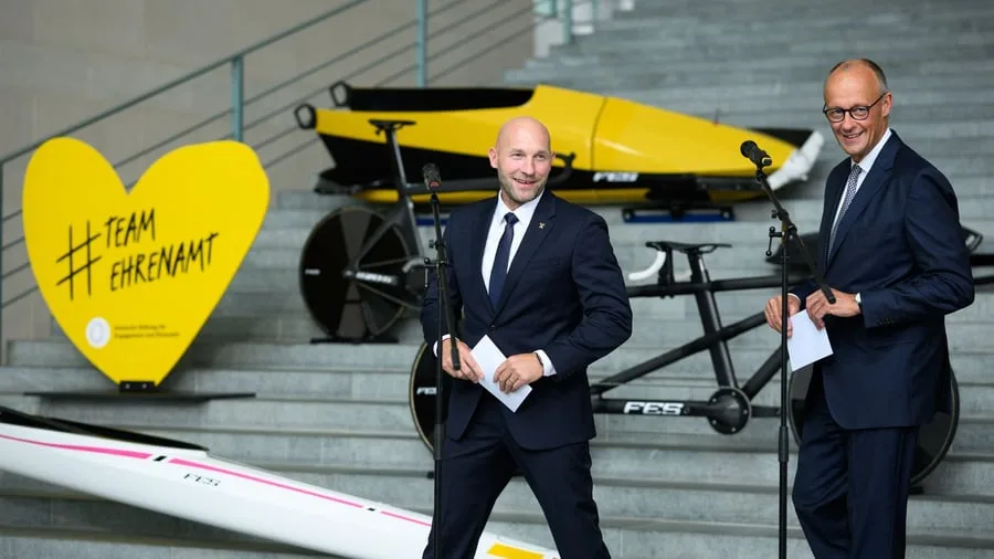 Kabinettsumbau: Vom Wasser in die Politik: Rauhe neuer Sport-Staatsminister