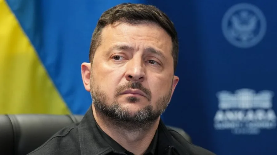Zelensky warns airlines Russia's sky 'completely unsafe'