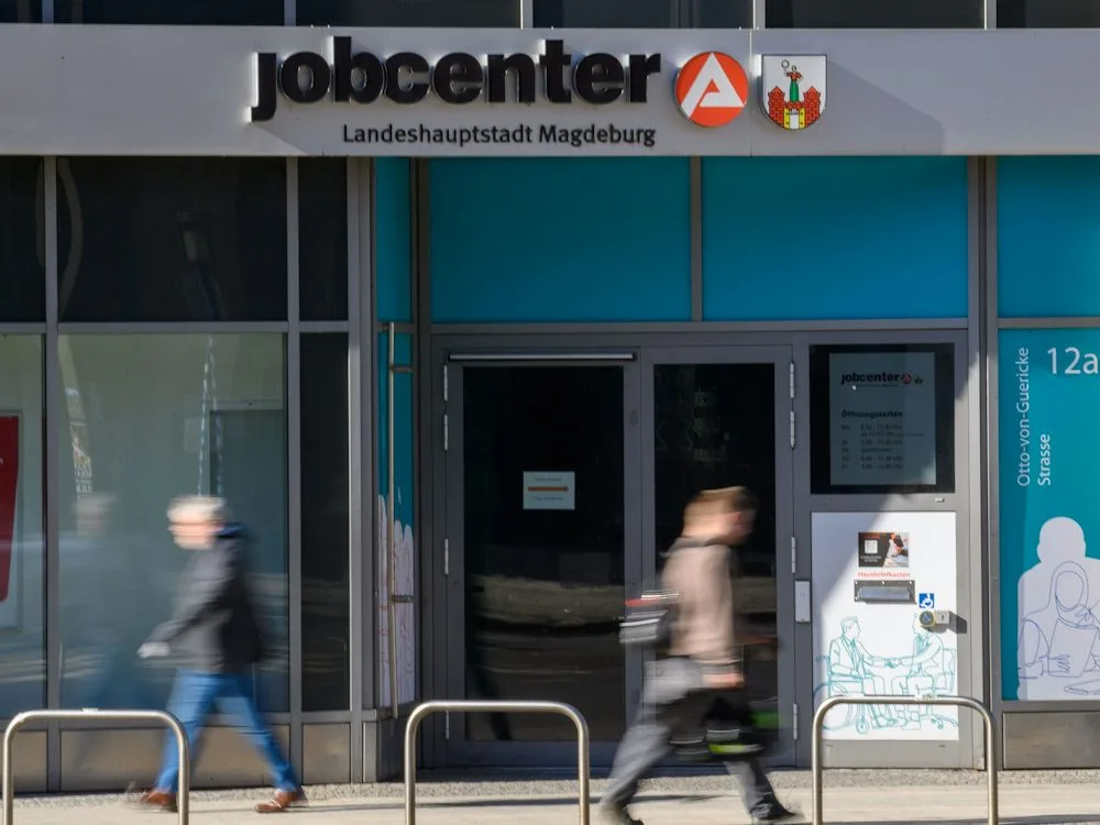 Langzeitarbeitslosigkeit: 1,4 Millionen Arbeitslose beziehen seit mindestens fünf Jahren Bürgergeld