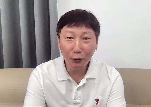 베트남 '동남아 월드컵' 2연패 이끈 김상식 "월드컵 출전 목표"