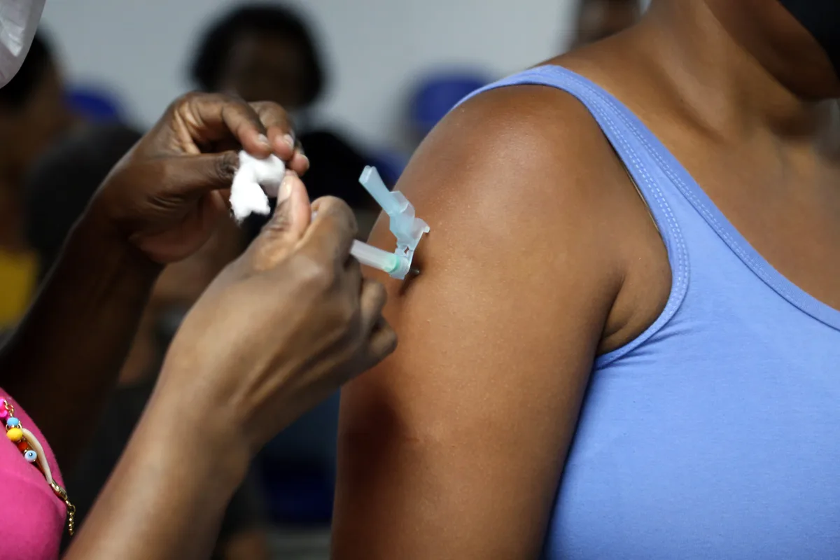 Evento oferece vacinação gratuita com mais de 15 imunizantes em Salvador
